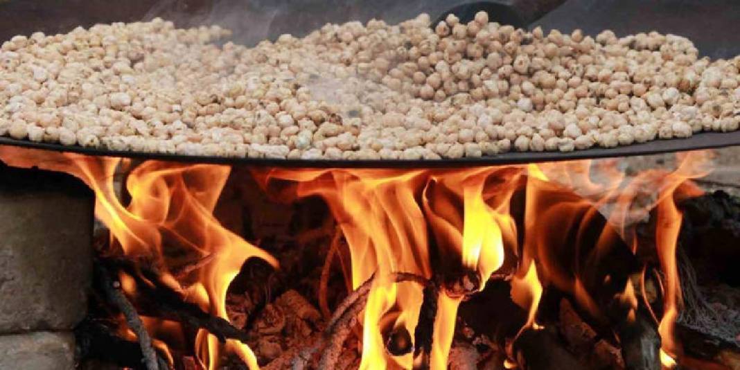 Kor ateşte uzun saatler kavrulan doğal lezzet: Evliya Çelebi’nin de bahsettiği miras binlerce yıldır  sofralara uzanıyor! 6